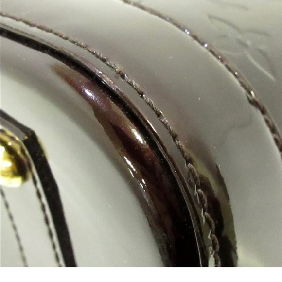 Louis Vuitton Alma bb Vernis Amarante color - Picture 5 of 12